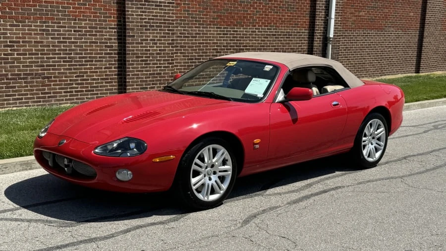 2004 Jaguar X100 XKR - Image 4 of 9