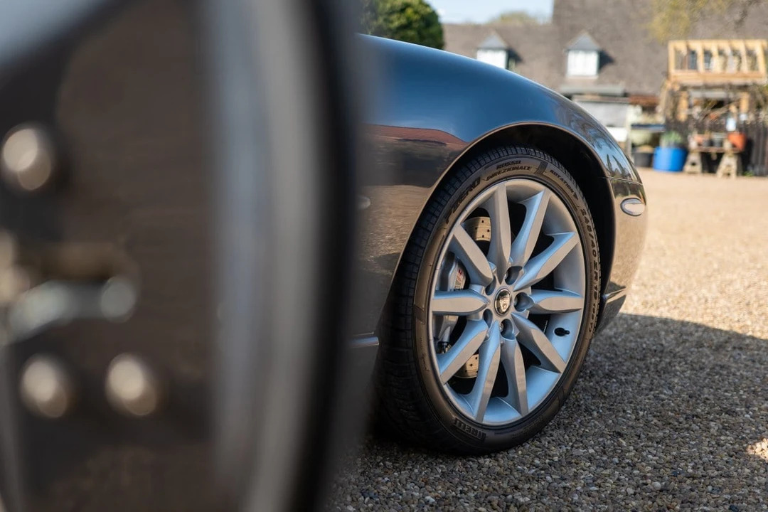 2004 Jaguar X100 XKR - Image 12 of 30