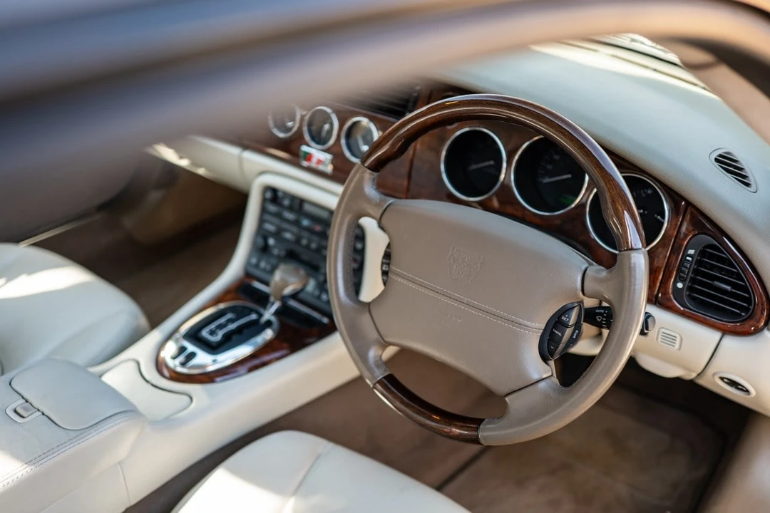 2004 Jaguar X100 XKR - Image 26 of 30