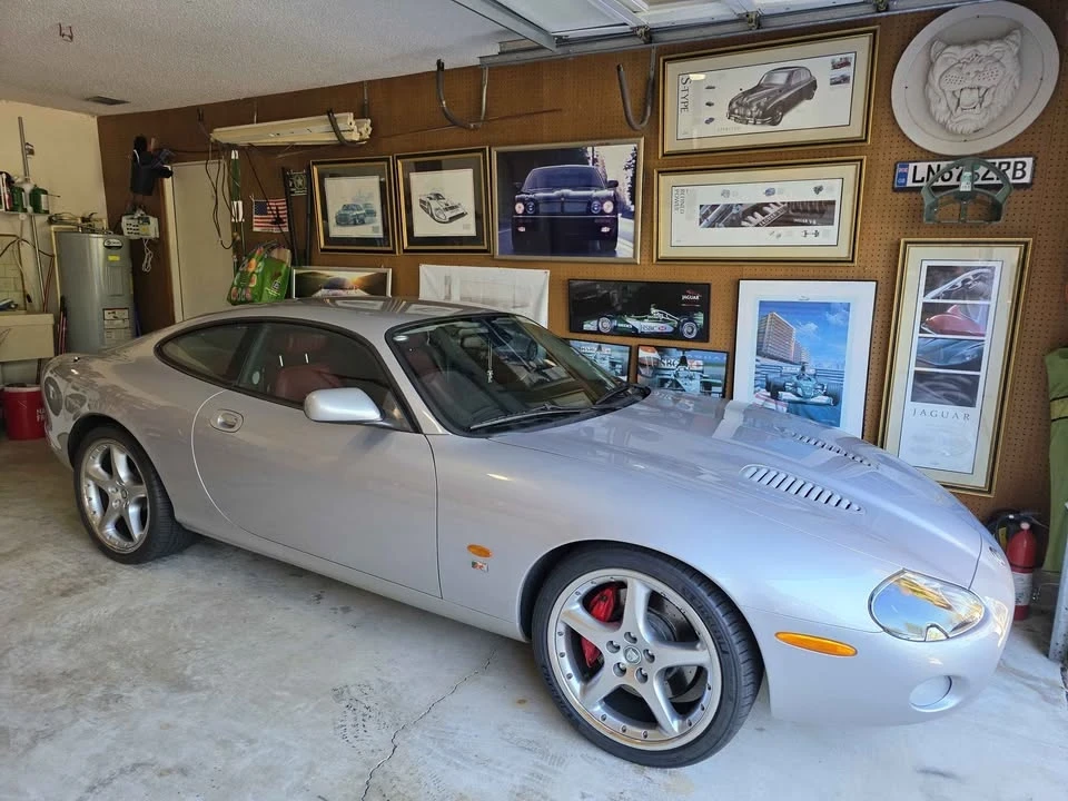 2004 Jaguar X100 XKR - Image 2 of 10