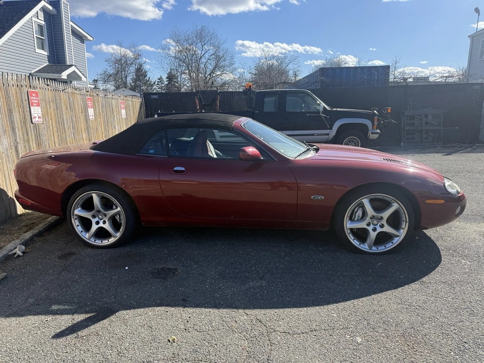 2004 Jaguar X100 XKR - Image 2 of 21