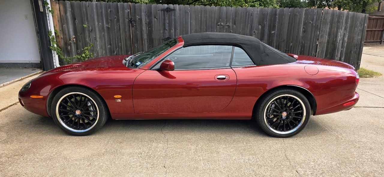 2004 Jaguar X100 XKR - Image 2 of 21