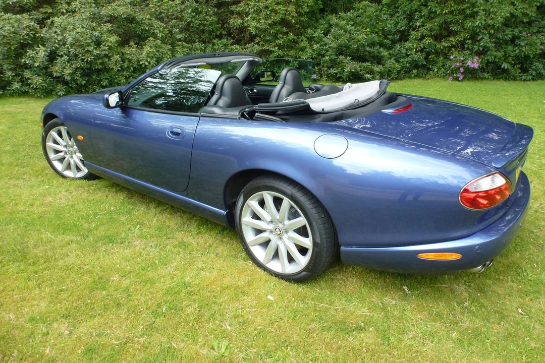 2004 Jaguar X100 XKR - Image 3 of 30