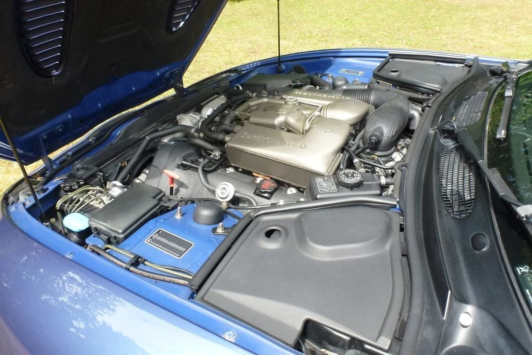 2004 Jaguar X100 XKR - Image 16 of 30