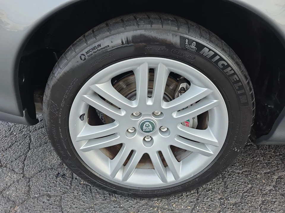 2004 Jaguar X100 XKR - Image 17 of 31