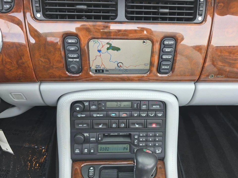 2004 Jaguar X100 XKR - Image 9 of 31