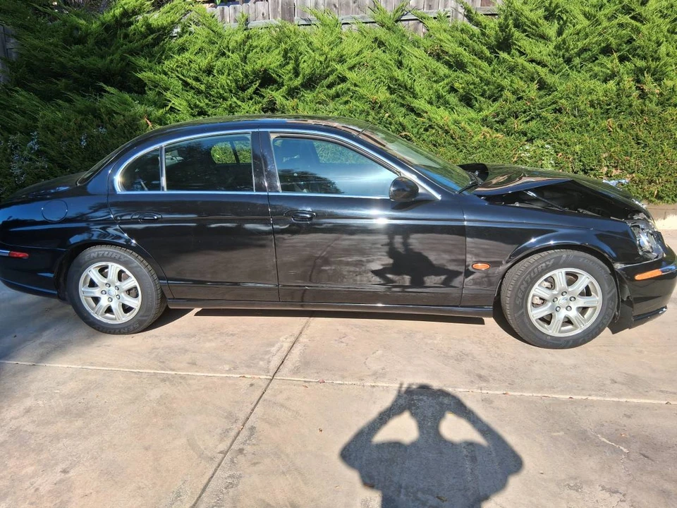 2004 Jaguar S-Type 2nd Gen - Image 5 of 9