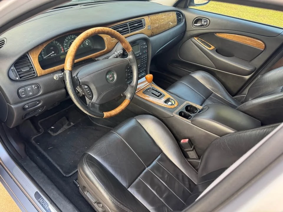 2004 Jaguar S-Type 2nd Gen - Image 7 of 10