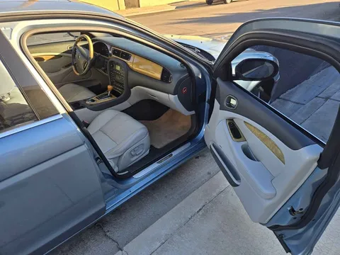 2004 Jaguar S-Type 2nd Gen - Image 3 of 10