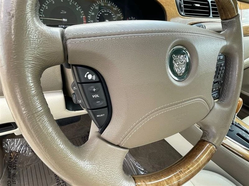2004 Jaguar S-Type 2nd Gen - Image 16 of 20