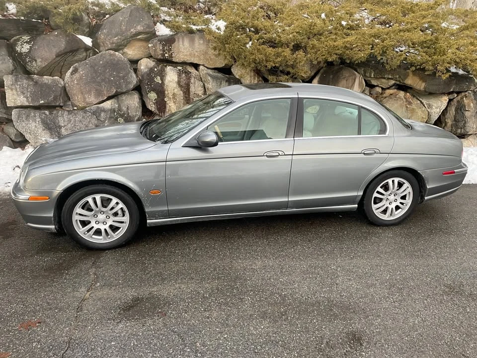 2004 Jaguar S-Type 2nd Gen - Image 1 of 12