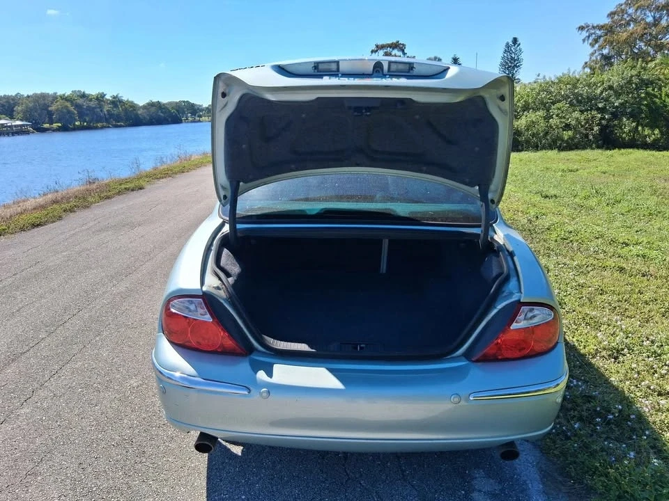 2004 Jaguar S-Type 2nd Gen - Image 9 of 10