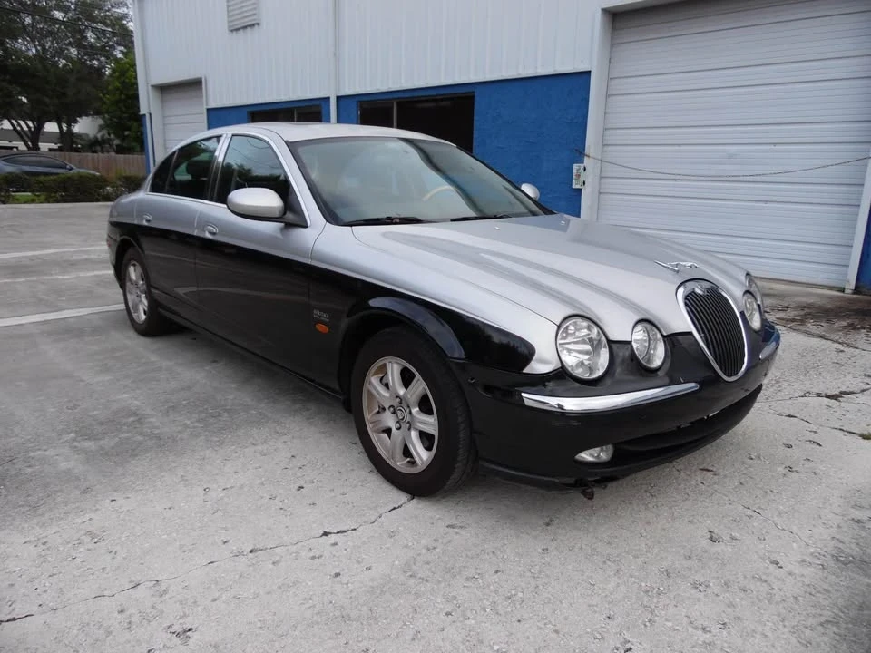 2004 Jaguar S-Type 2nd Gen - Image 3 of 20