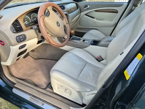 2004 Jaguar S-Type 2nd Gen - Image 3 of 20
