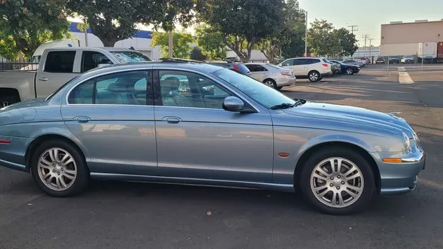 2004 Jaguar S-Type 2nd Gen - Image 3 of 13