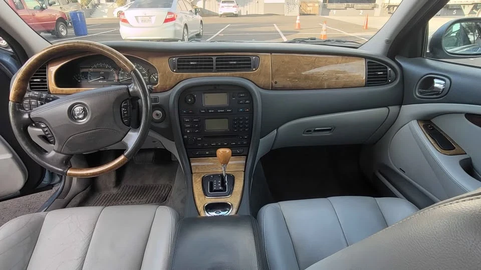 2004 Jaguar S-Type 2nd Gen - Image 8 of 13
