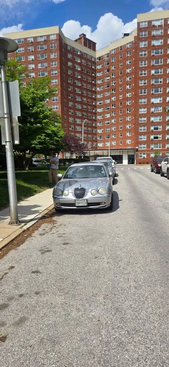 2004 Jaguar S-Type 2nd Gen - Image 4 of 12