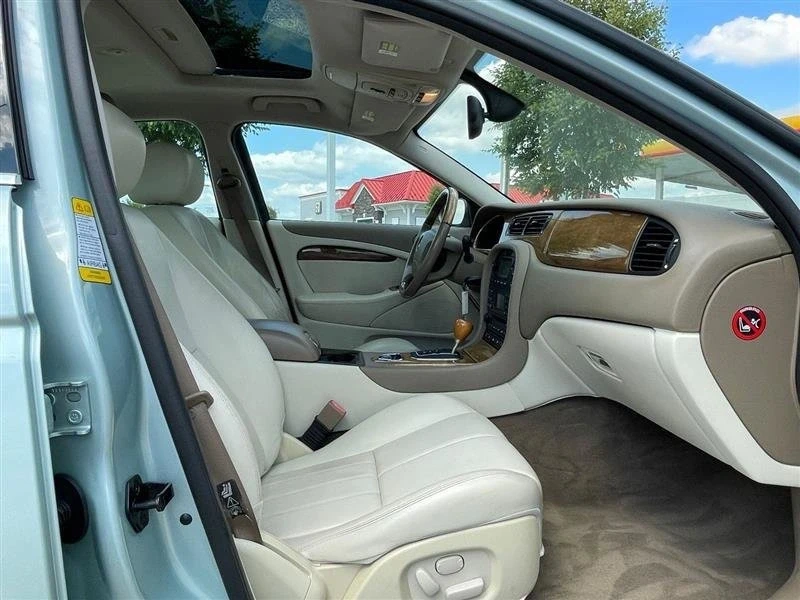 2004 Jaguar X-Type - Image 8 of 10