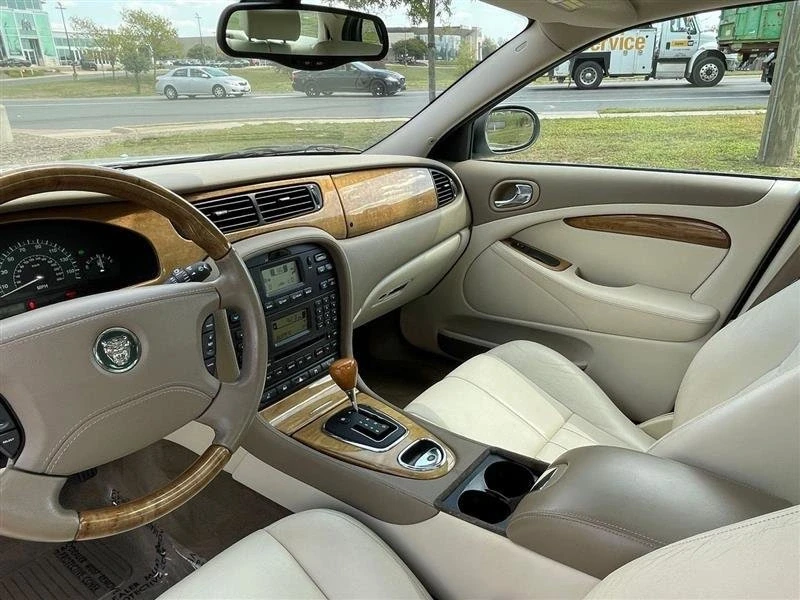 2004 Jaguar X-Type - Image 6 of 10