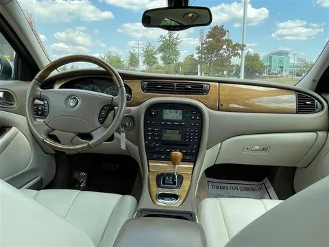 2004 Jaguar X-Type - Image 4 of 10