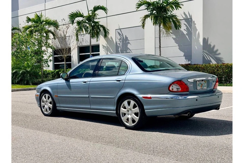 2004 Jaguar X-Type - Image 3 of 17