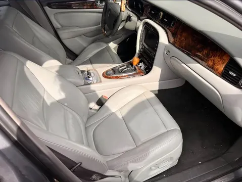 2004 Jaguar X-Type - Image 4 of 5