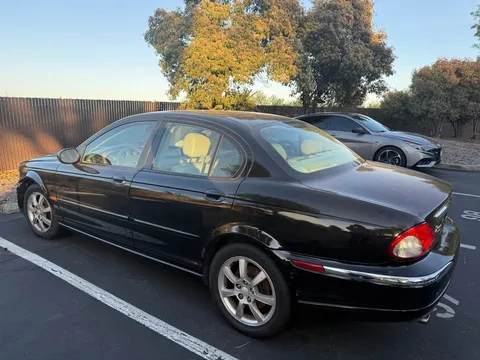 2004 Jaguar X-Type - Image 2 of 11