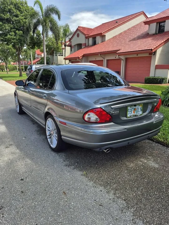 2004 Jaguar X-Type - Image 2 of 12