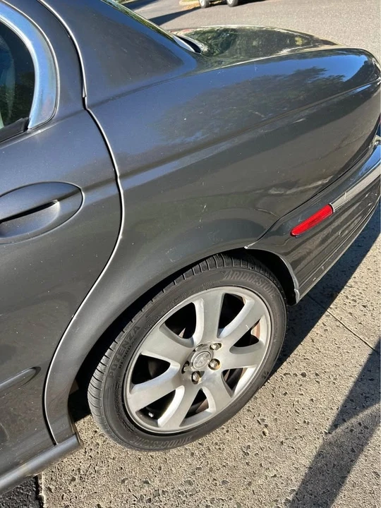 2004 Jaguar X-Type - Image 8 of 18