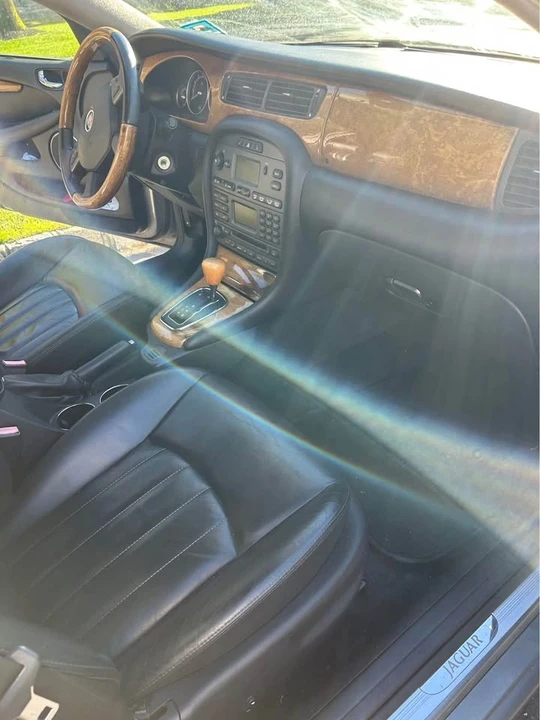 2004 Jaguar X-Type - Image 12 of 18