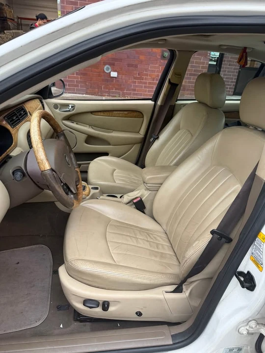 2004 Jaguar X-Type - Image 8 of 18