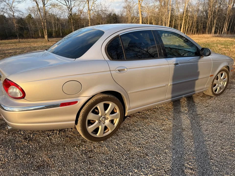 2004 Jaguar X-Type - Image 5 of 11