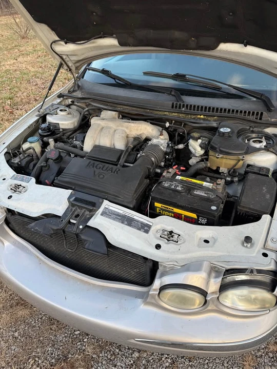 2004 Jaguar X-Type - Image 3 of 11