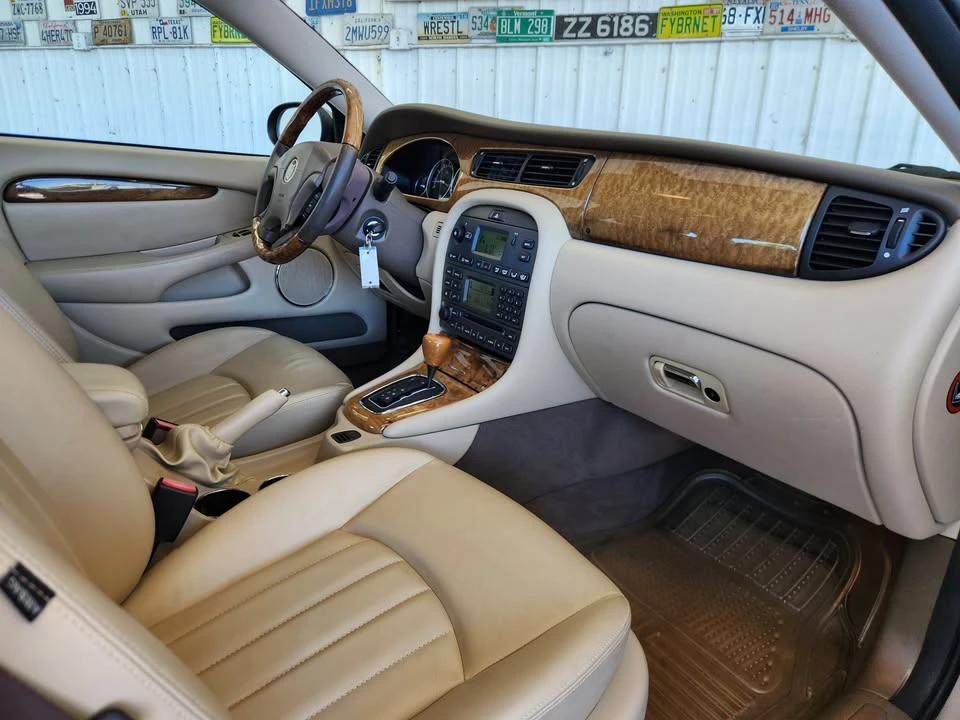 2004 Jaguar X-Type - Image 2 of 19