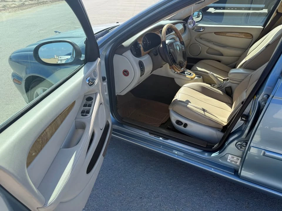2004 Jaguar X-Type - Image 6 of 8