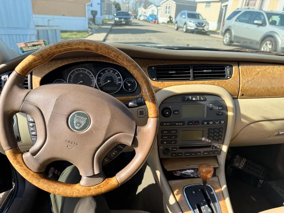 2004 Jaguar X-Type - Image 2 of 9