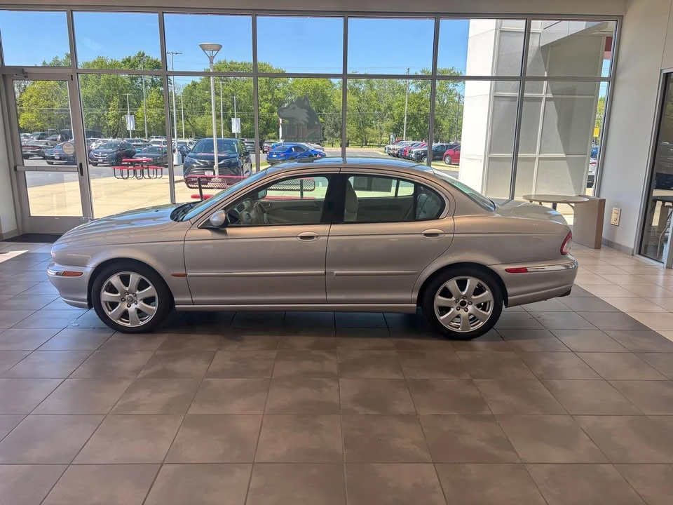 2004 Jaguar X-Type - Image 5 of 12