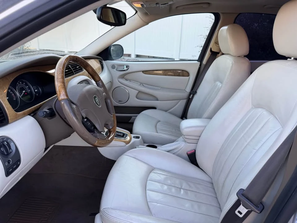 2004 Jaguar X-Type - Image 10 of 18