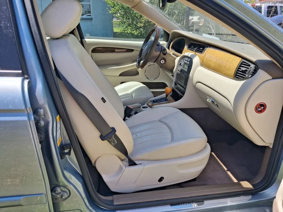 2004 Jaguar X-Type - Image 6 of 8