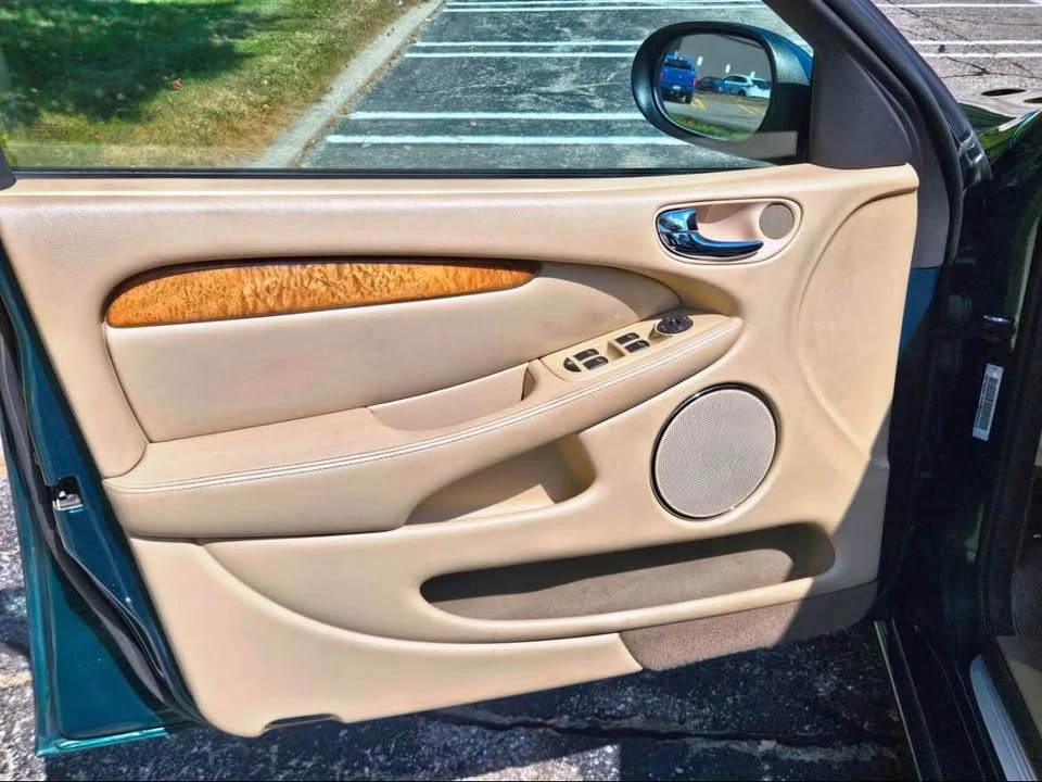 2004 Jaguar X-Type - Image 10 of 17