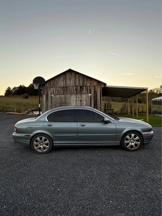 2004 Jaguar X-Type - Image 4 of 11