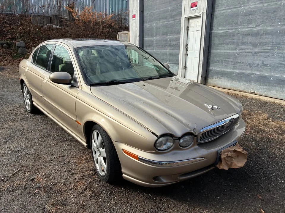 2004 Jaguar X-Type - Image 2 of 9