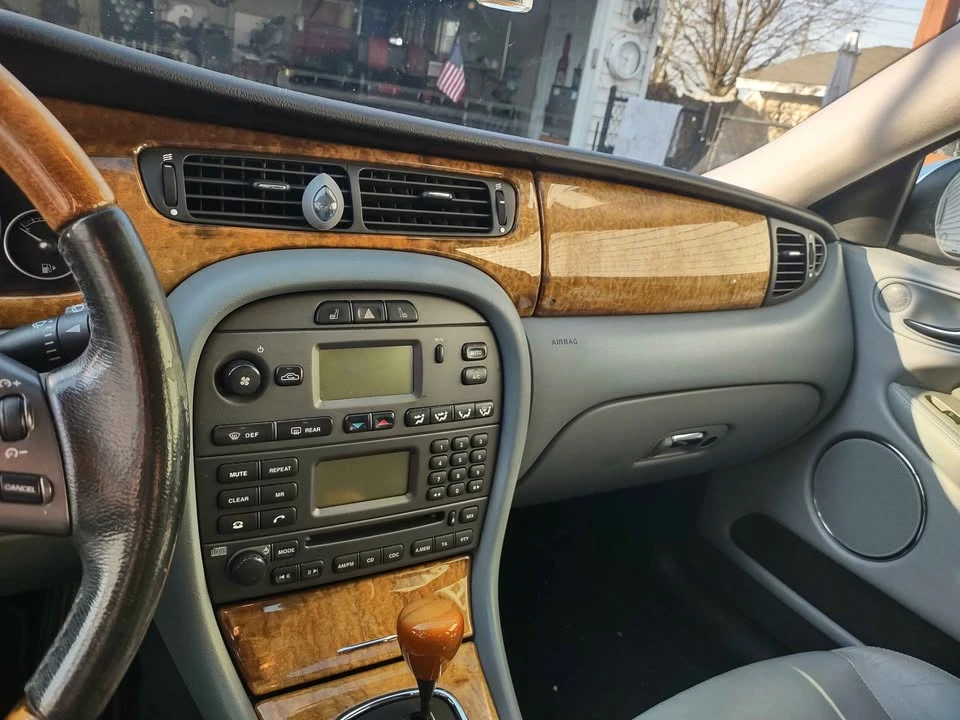 2004 Jaguar X-Type - Image 9 of 11