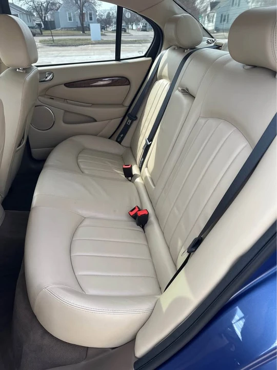2004 Jaguar X-Type - Image 7 of 12