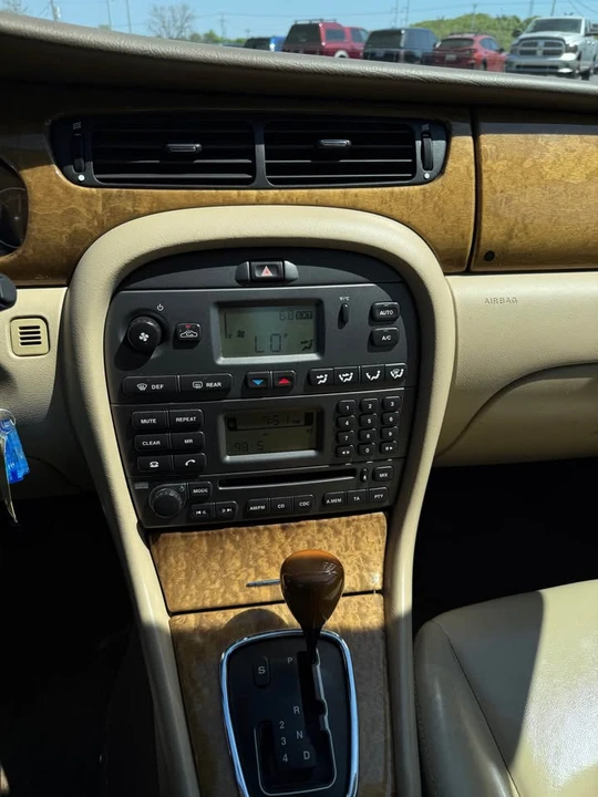 2004 Jaguar X-Type - Image 5 of 12