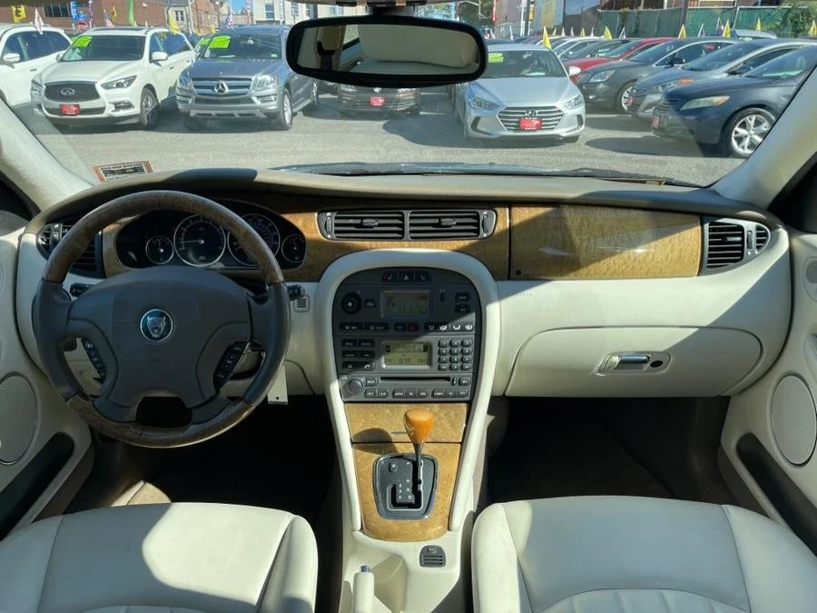 2004 Jaguar X-Type - Image 15 of 18