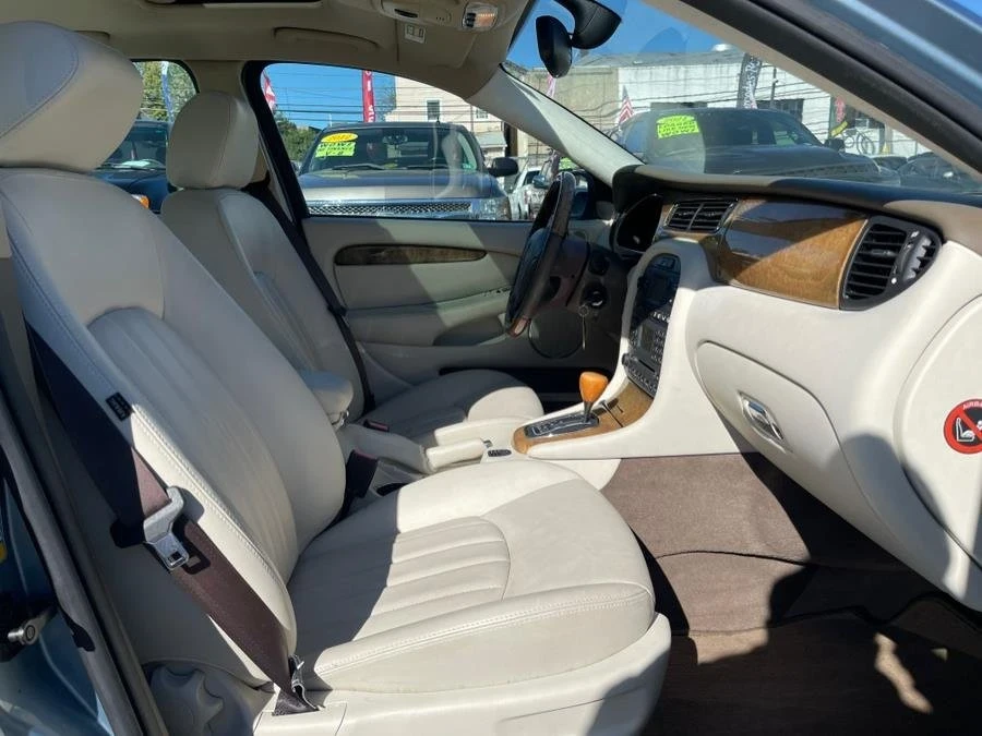 2004 Jaguar X-Type - Image 11 of 18