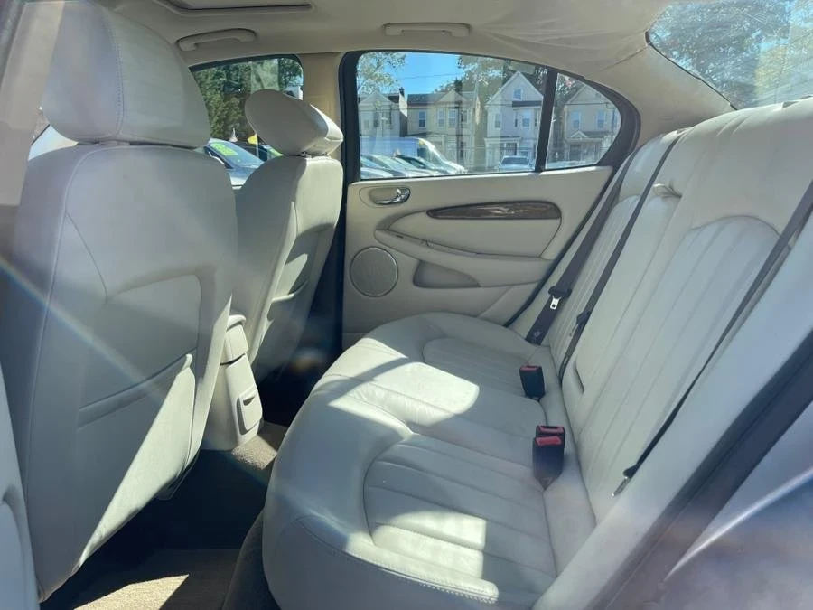 2004 Jaguar X-Type - Image 13 of 18