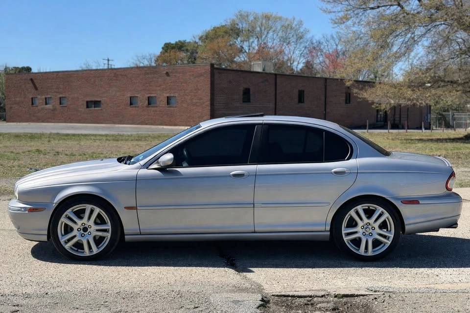 2004 Jaguar X-Type - Image 2 of 13