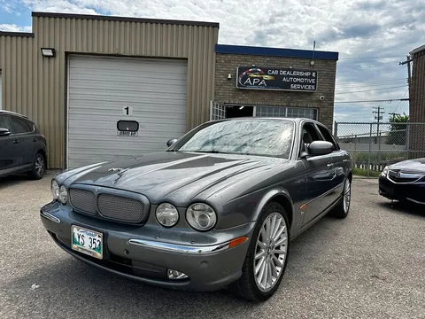 2004 Jaguar XJ-R